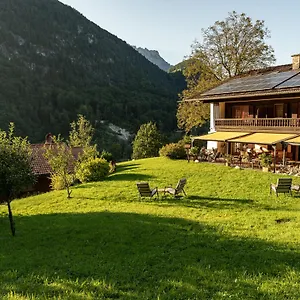 Hotel Hotel&chalets Lampllehen